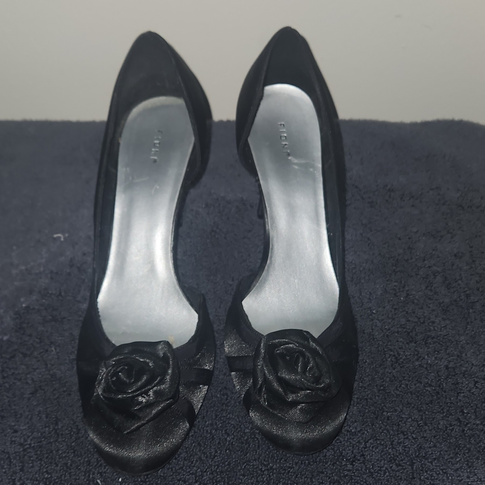 Fioni Black Satin Stiletto Heels With Rosette Detail Size 9